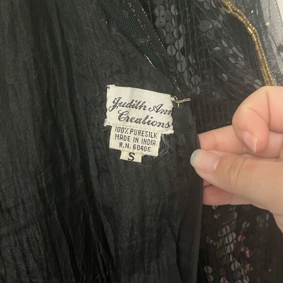 Judith Ann Creations Black & Gold 100% Silk Sequins Beaded Long Sleeve Gown Sz S - Picture 11 of 14